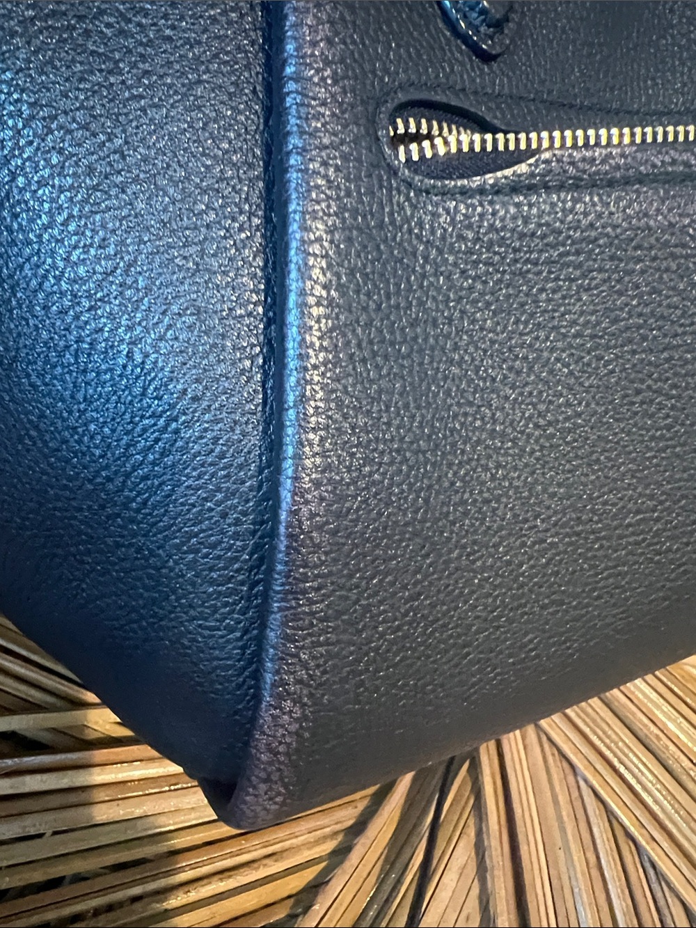 Coach - Women's Black Leather Classic Shoulder Bag - Picture 8 of 10